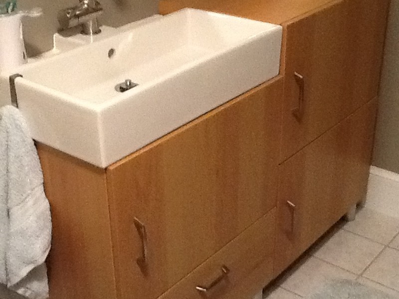 18 Deep Bathroom Vanity With Sink