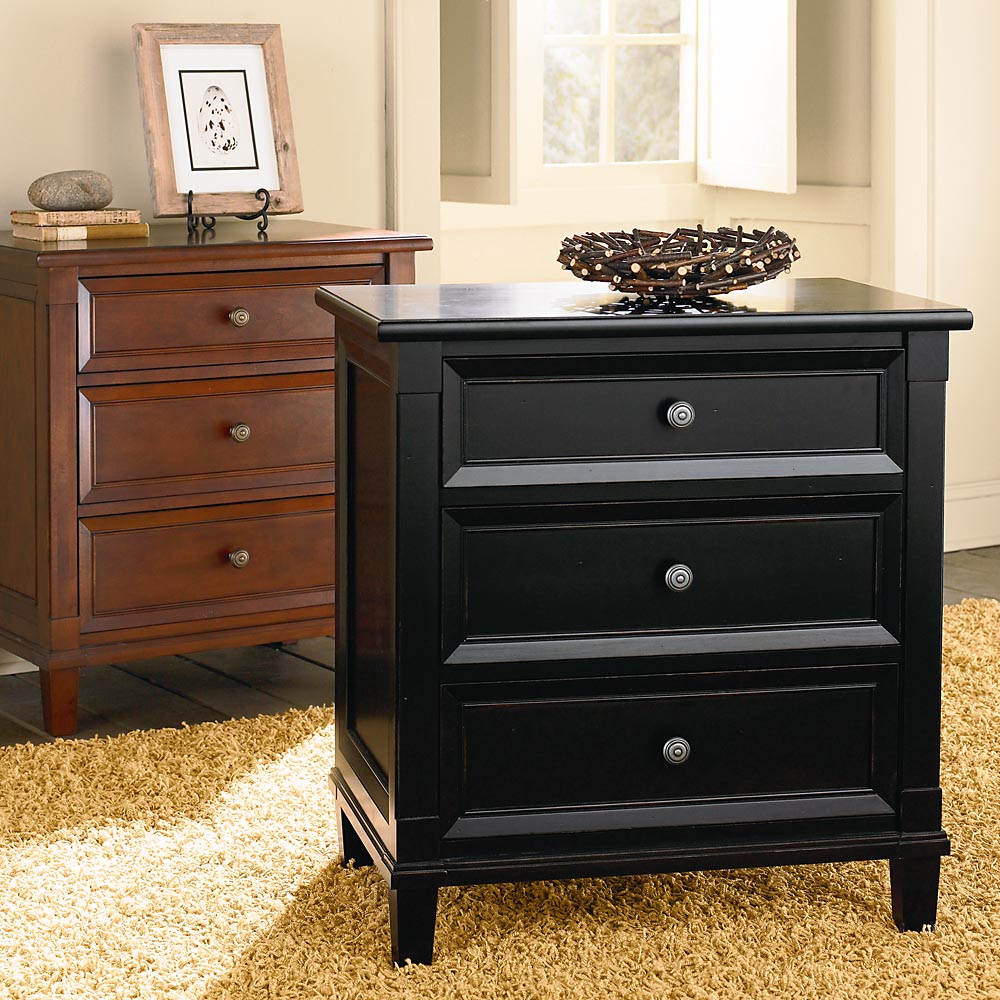 3 Drawer Nightstand