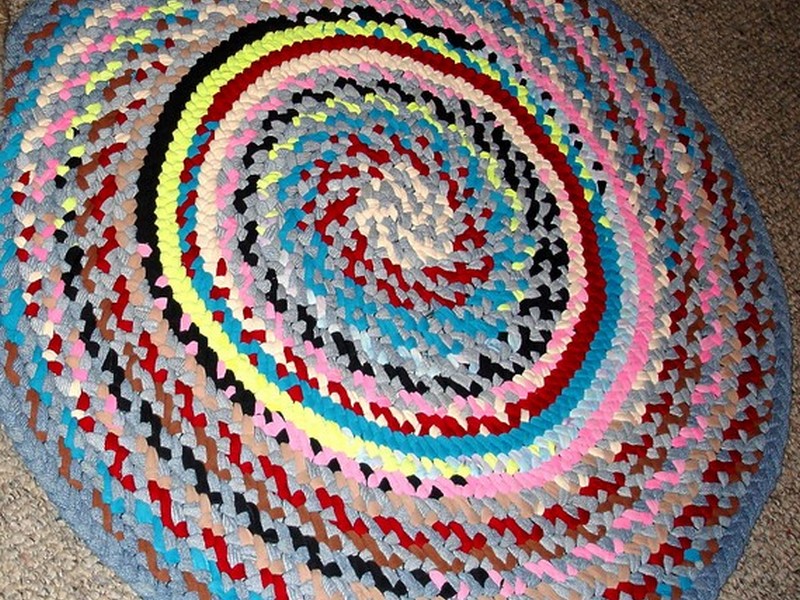 3 Foot Round Rug