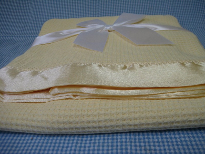 Acrylic Waffle Weave Blanket With Satin Trim