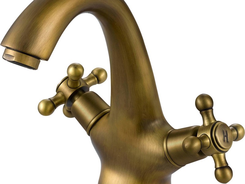 Antique Brass Single Hole Bathroom Faucet