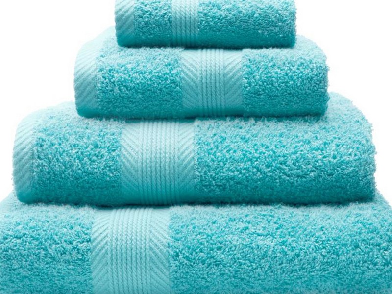 Aqua Blue Bath Towels