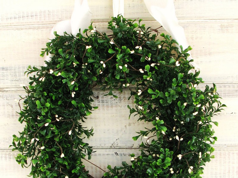 Artificial Boxwood Wreath Outdoor