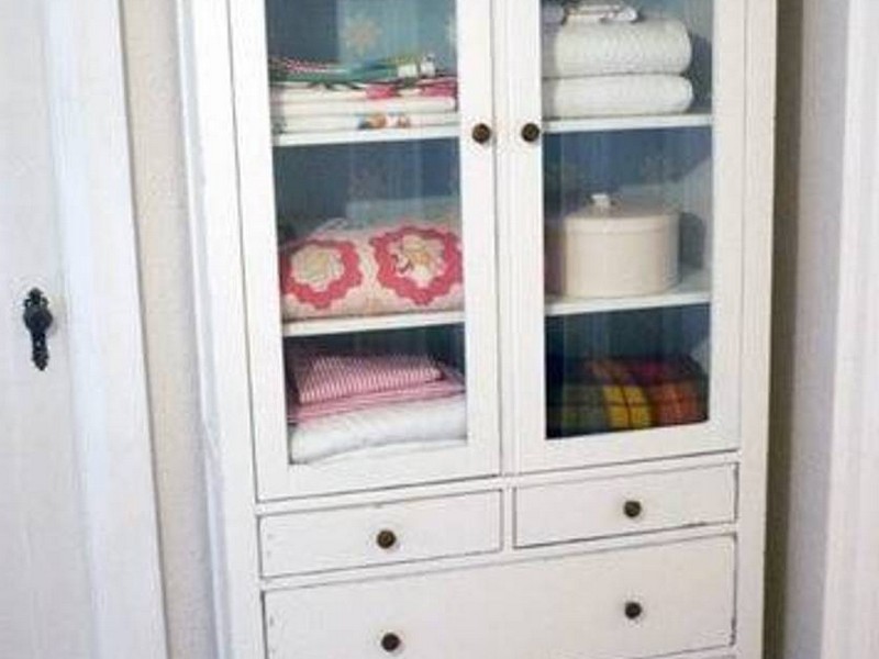 Bathroom Cabinet With Towel Rack