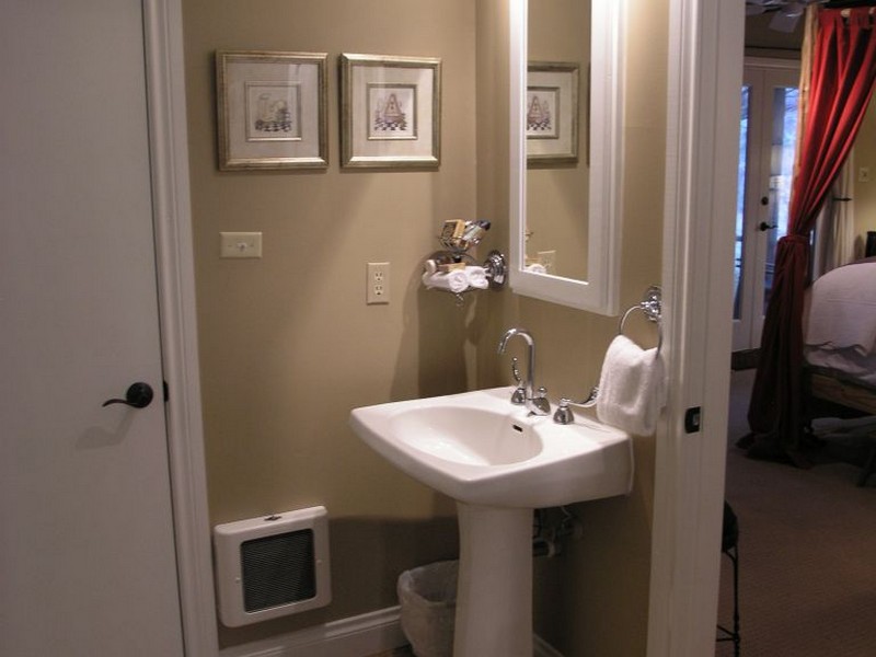 Bathroom Designs With Pedestal Sinks