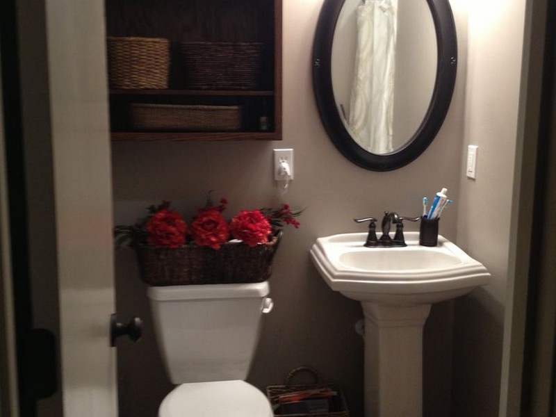 Bathroom Mirrors Over Pedestal Sinks