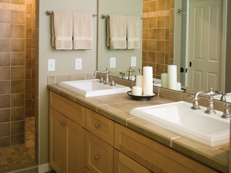 Bathroom Sconces Mounted On Mirror