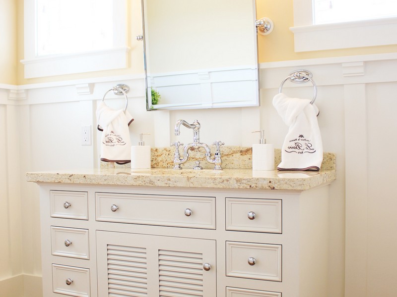 Beach Cottage Bathroom Vanity