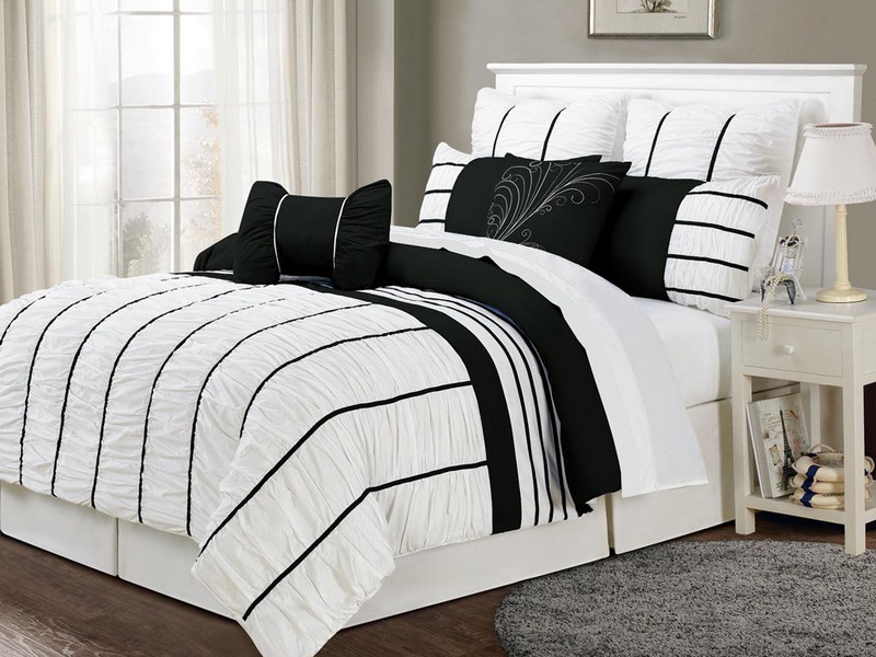 Black And White Coverlet Queen