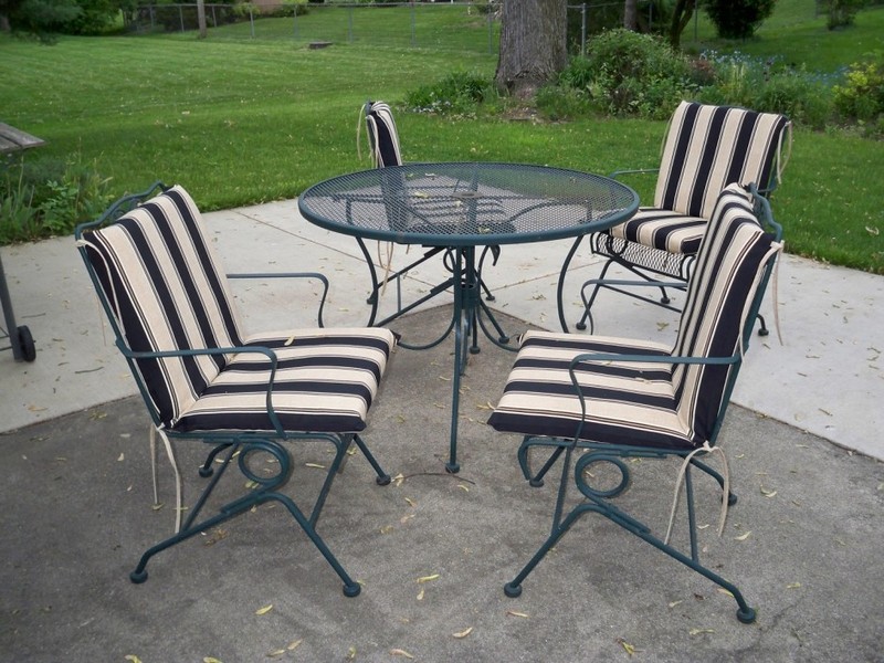 Black And White Striped Chair Pads