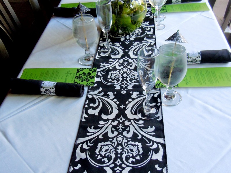 Black And White Table Runners Wedding