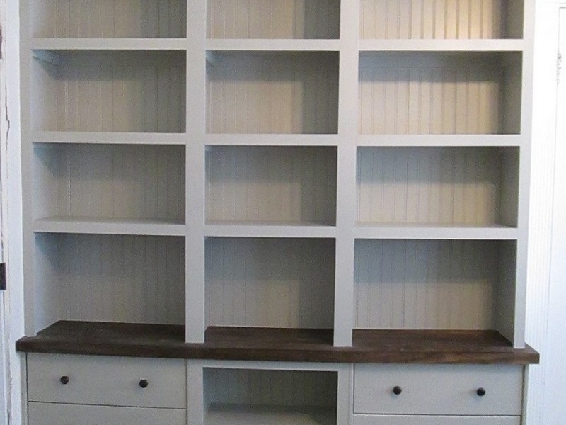 Built In Bookshelves With Drawers