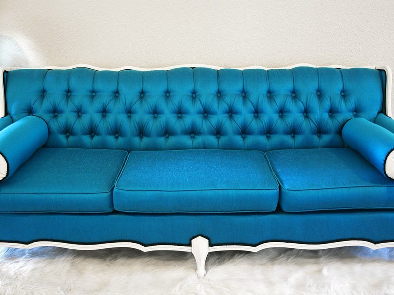 Button Tufted Sofa