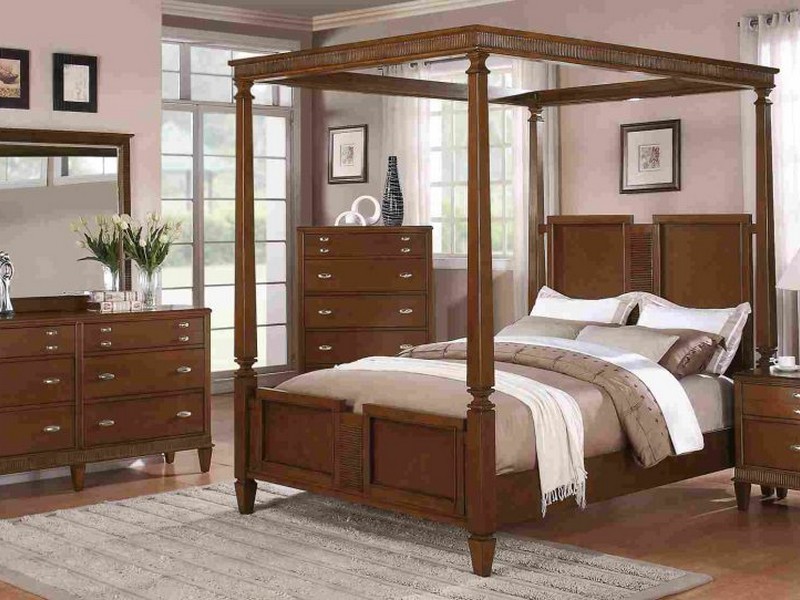 Canopy Bedroom Sets