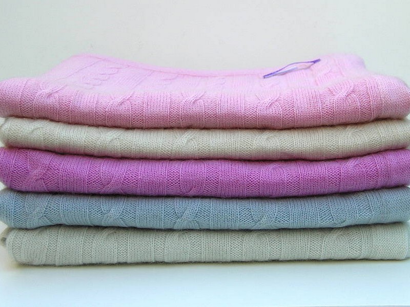 Cashmere Throw Blankets