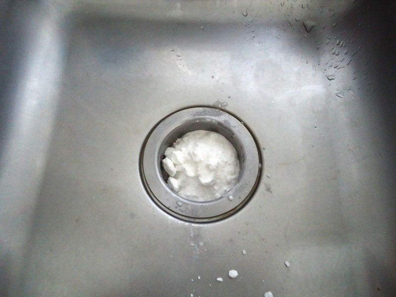 Clean Bathroom Sink Drain Vinegar Baking Soda