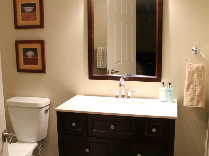 Clearance Bathroom Vanity Units