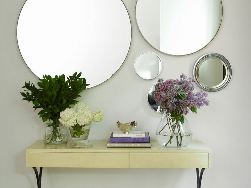 Contemporary Console Table And Mirror Set