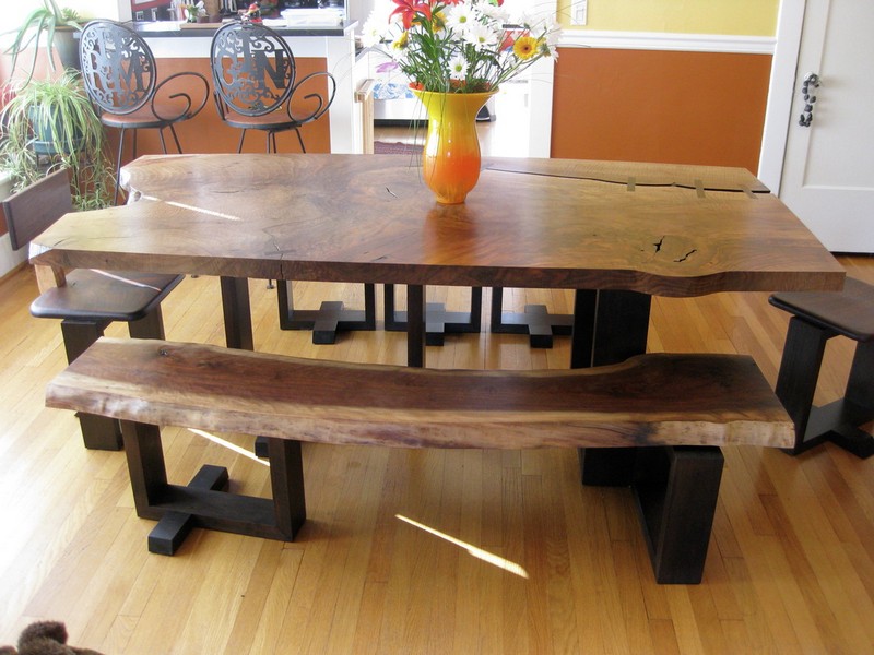 Corner Bench Style Dining Tables