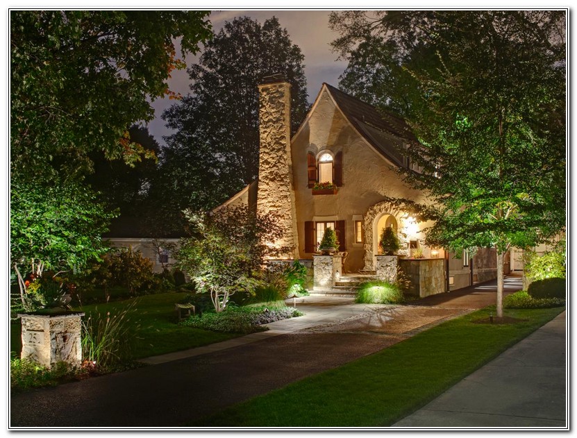 Cottage Style Outdoor Lighting