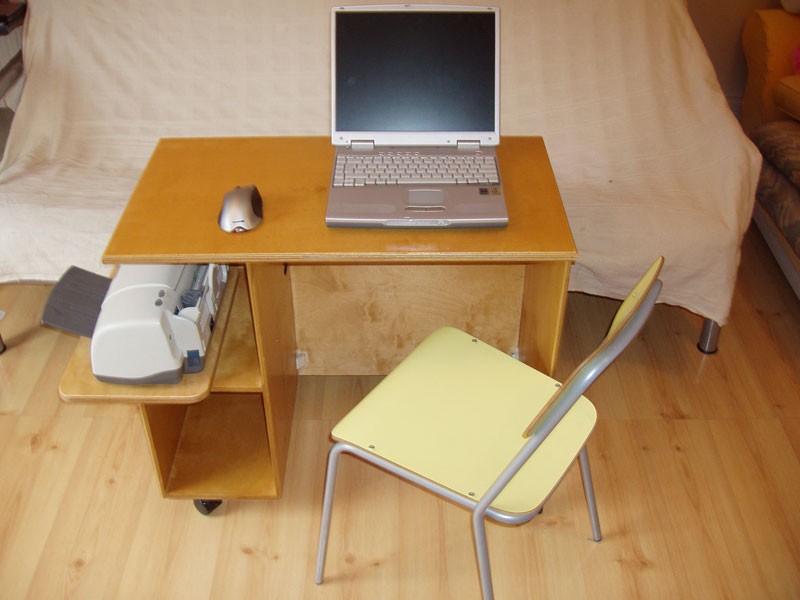 Custom Made Desks Uk