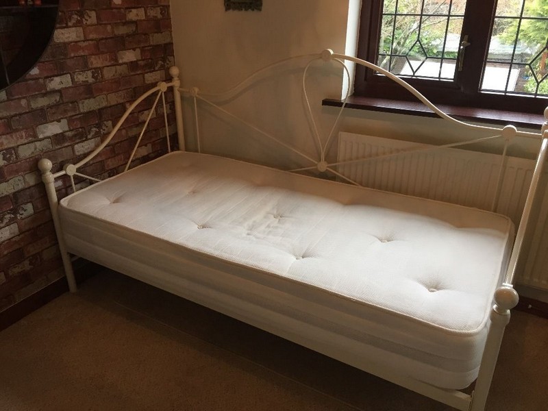 Daybed With Mattress Included