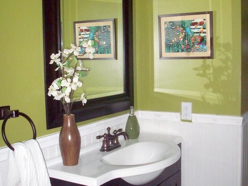 Decorating Ideas For Bathrooms Colors