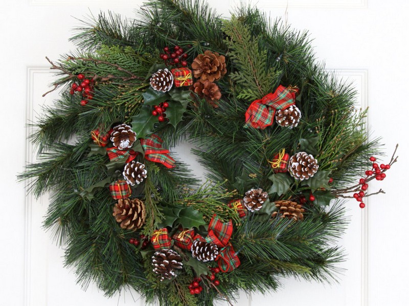 Decorative Wreaths For Doors