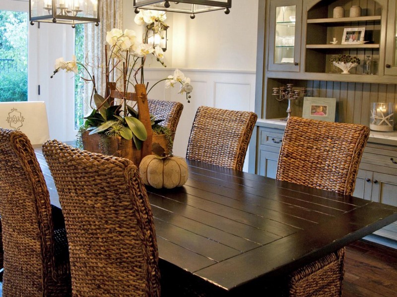 Dining Table With Seagrass Chairs