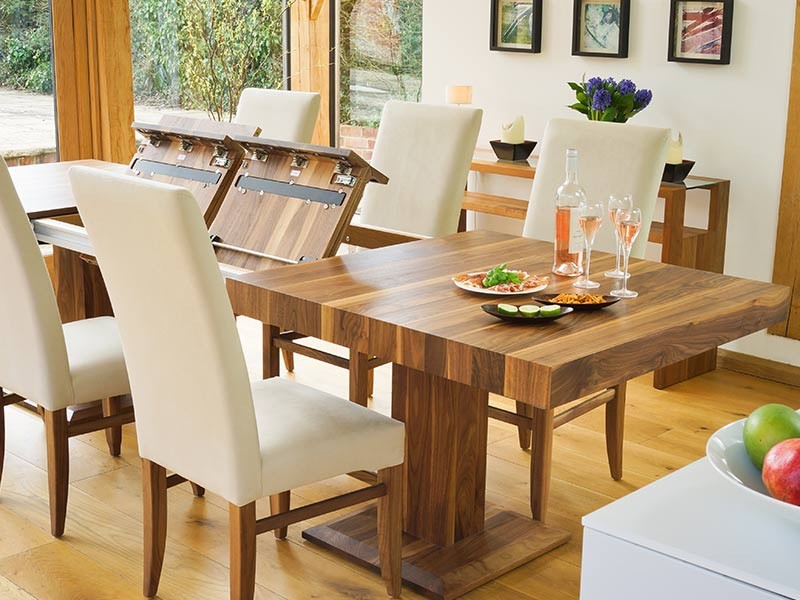 Expandable Dining Table