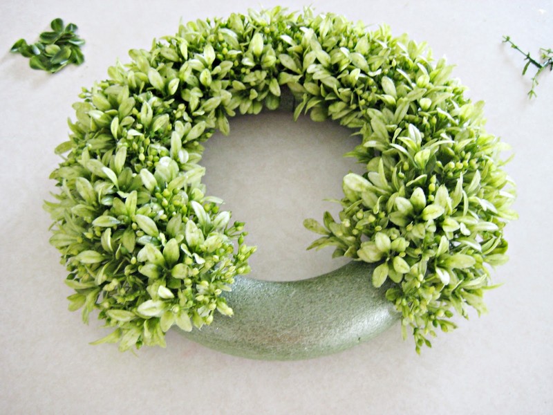 Faux Boxwood Wreath Diy