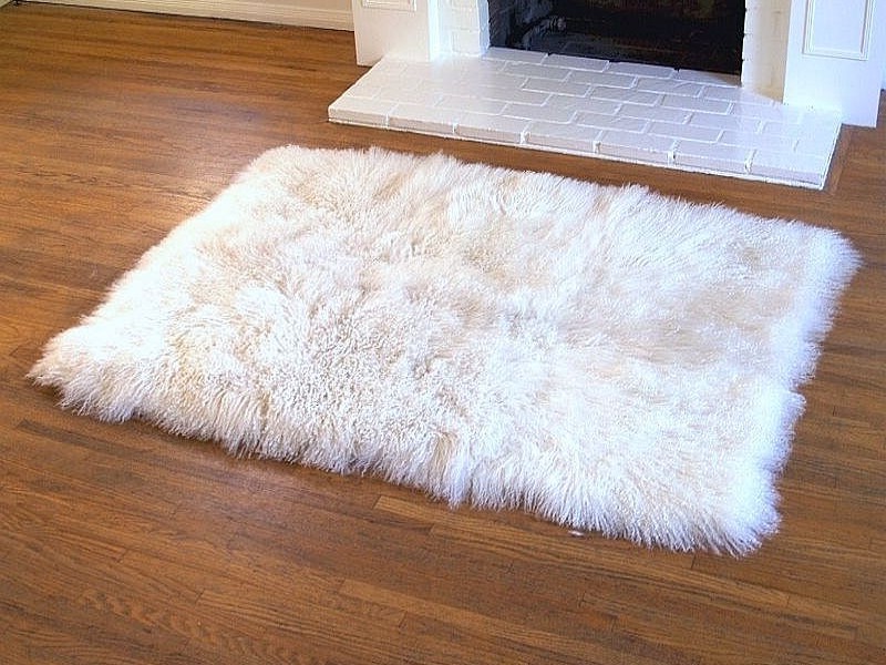 Faux Sheepskin Area Rug