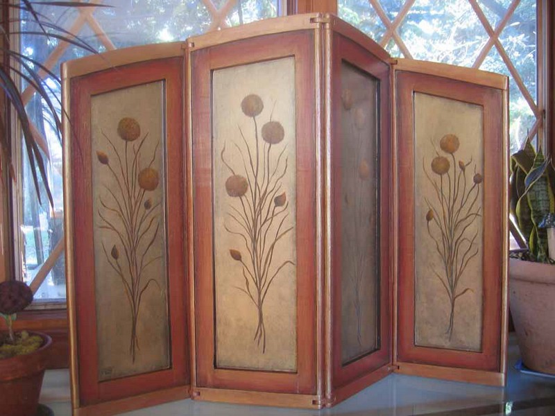 Folding Screens And Room Dividers