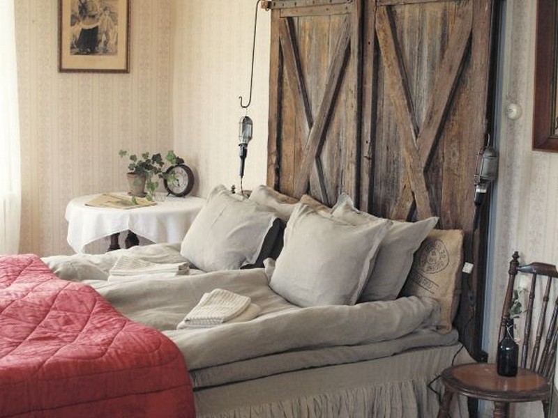 Headboards Made From Old Doors