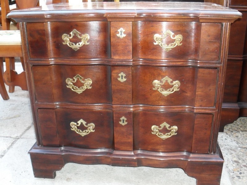 Henredon Bedroom Set