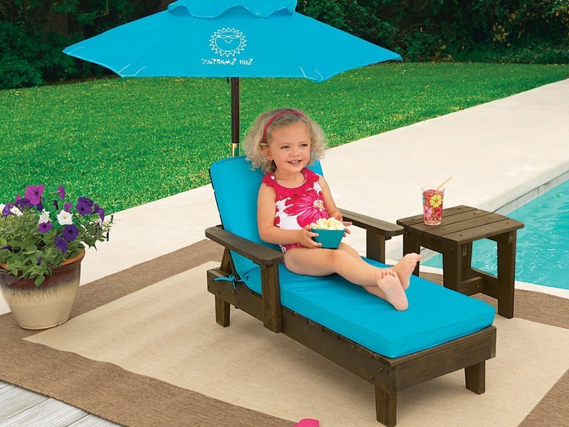 Kids Chaise Lounge With Umbrella