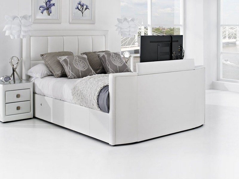 King Bed With Tv In Footboard