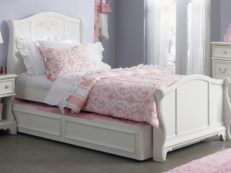 King Sleigh Bed Set