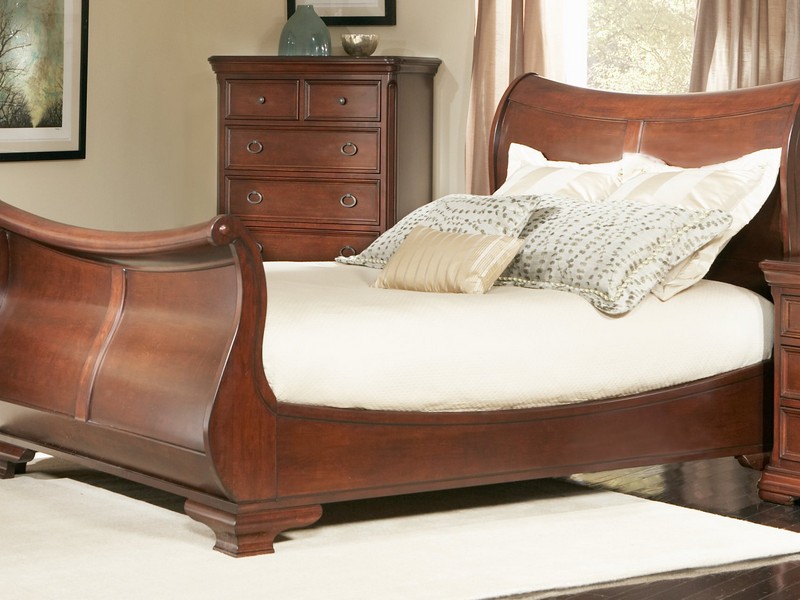 King Sleigh Bed