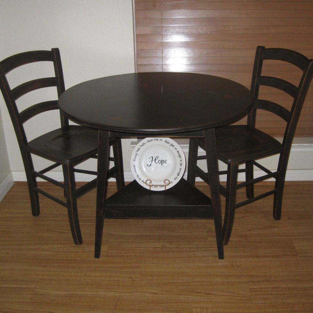 Laminate Kitchen Table And Chairs