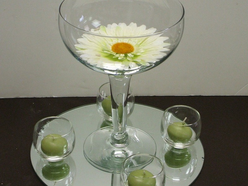 Large Champagne Glass Centerpiece