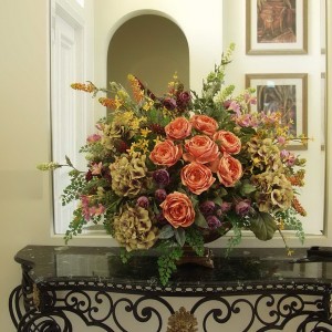 Large Floral Arrangements For Dining Room Table