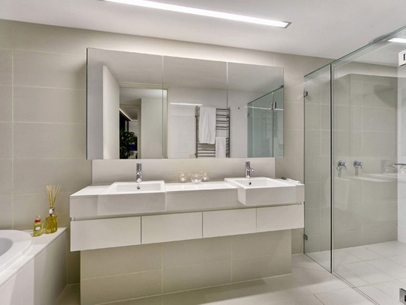 Large Mirrors For Bathrooms