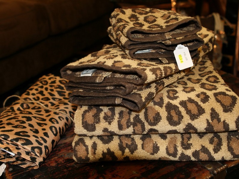 Leopard Bath Towels