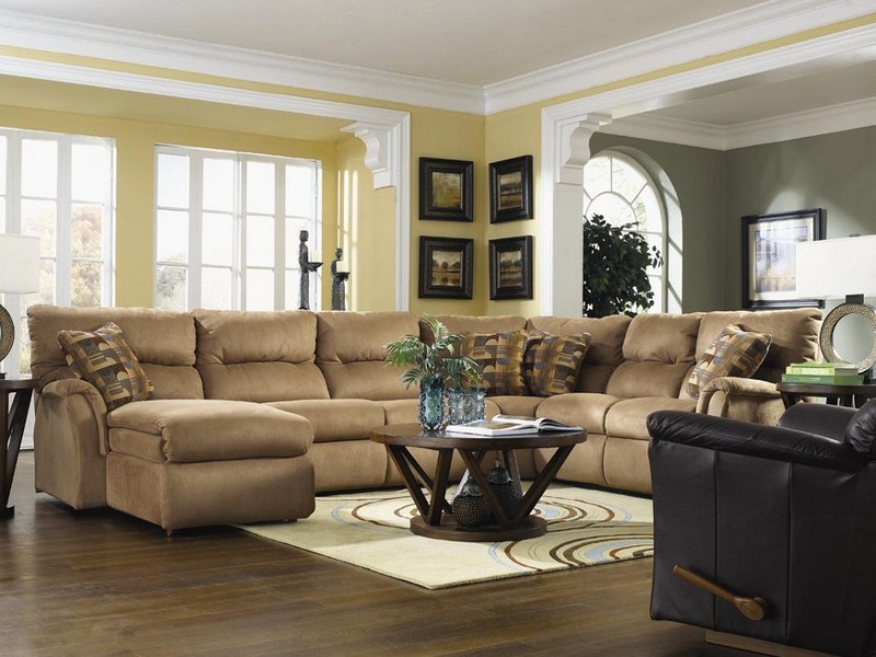 Living Room Sectionals With Chaise