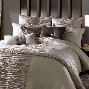 Luxurious Bedding Sets Comforters