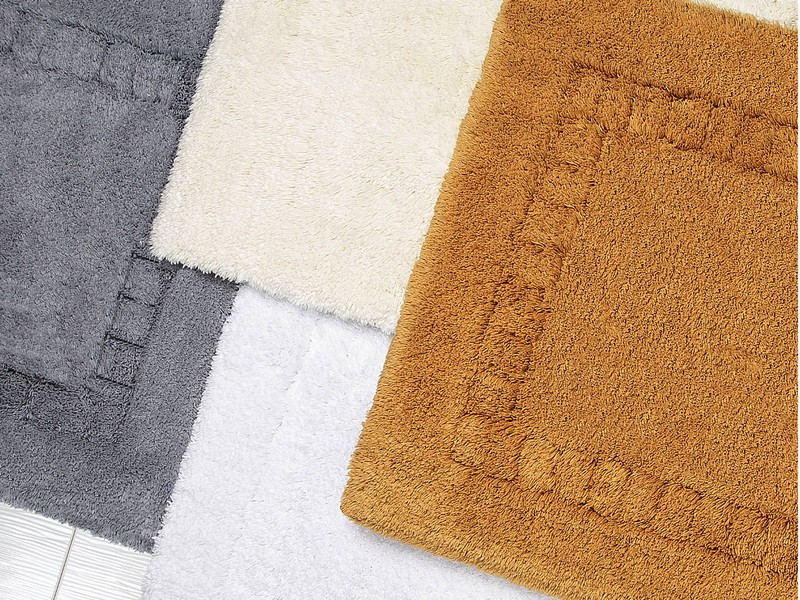 Luxury Bathroom Rugs And Towels