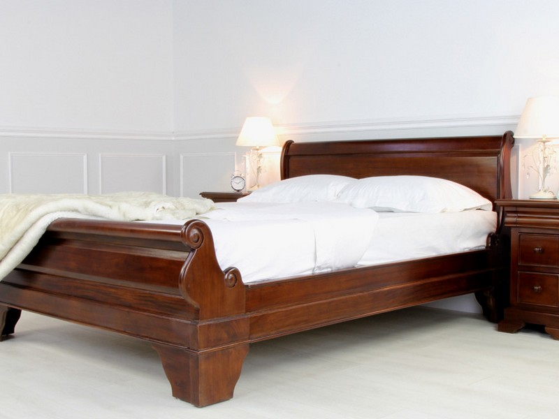 Mahogany Sleigh Bed Queen