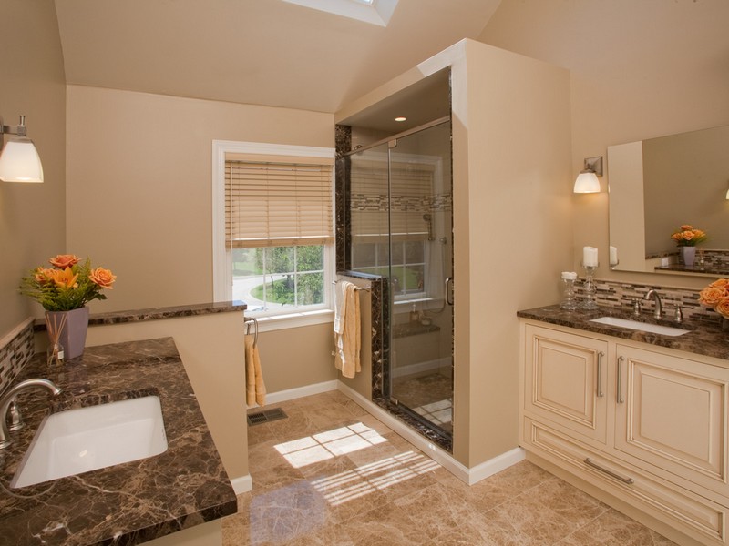 Master Bathroom Designs 2012