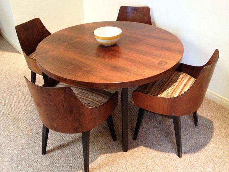 Mid Century Modern Round Dining Table